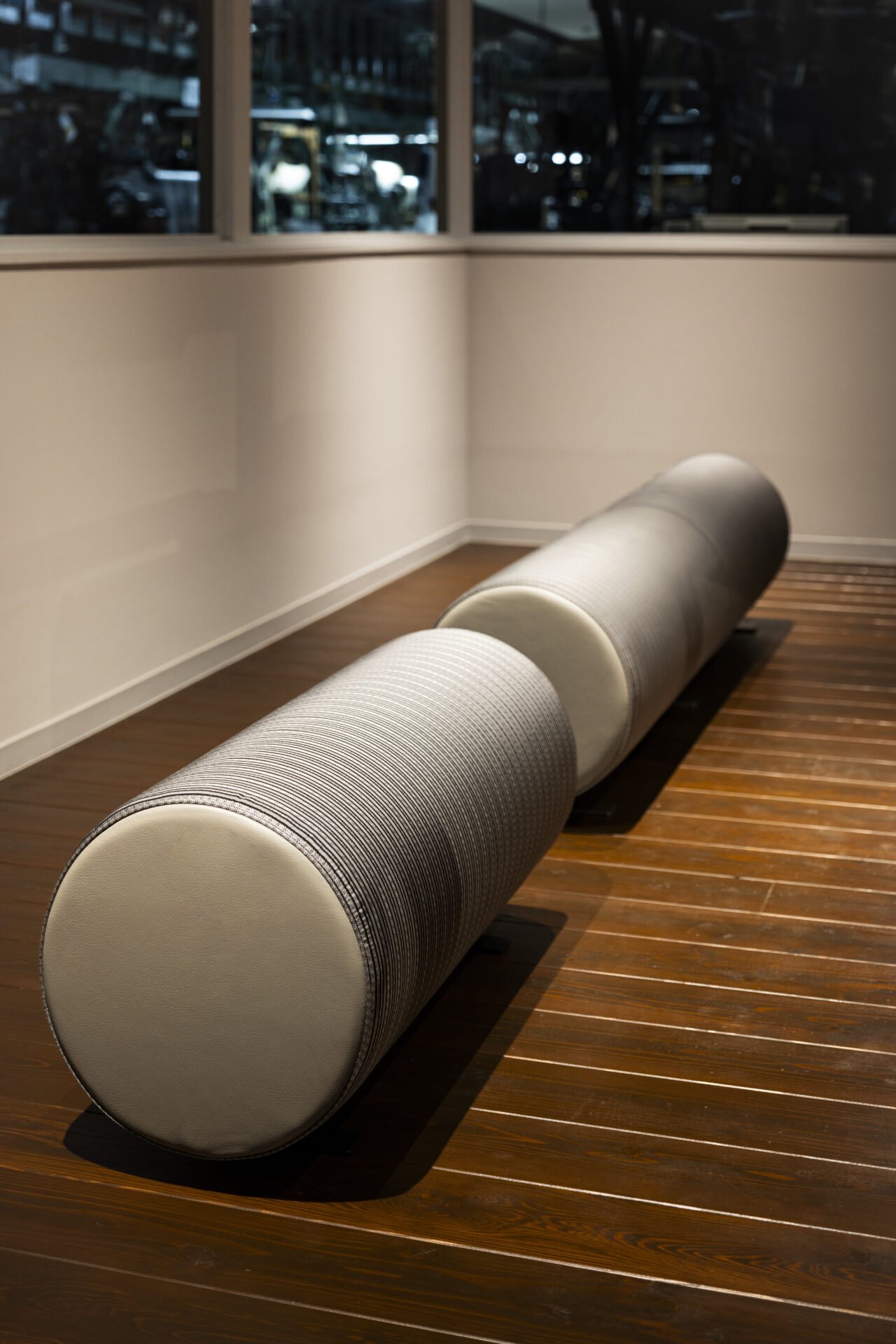 ORIBA 西村織物ショールーム