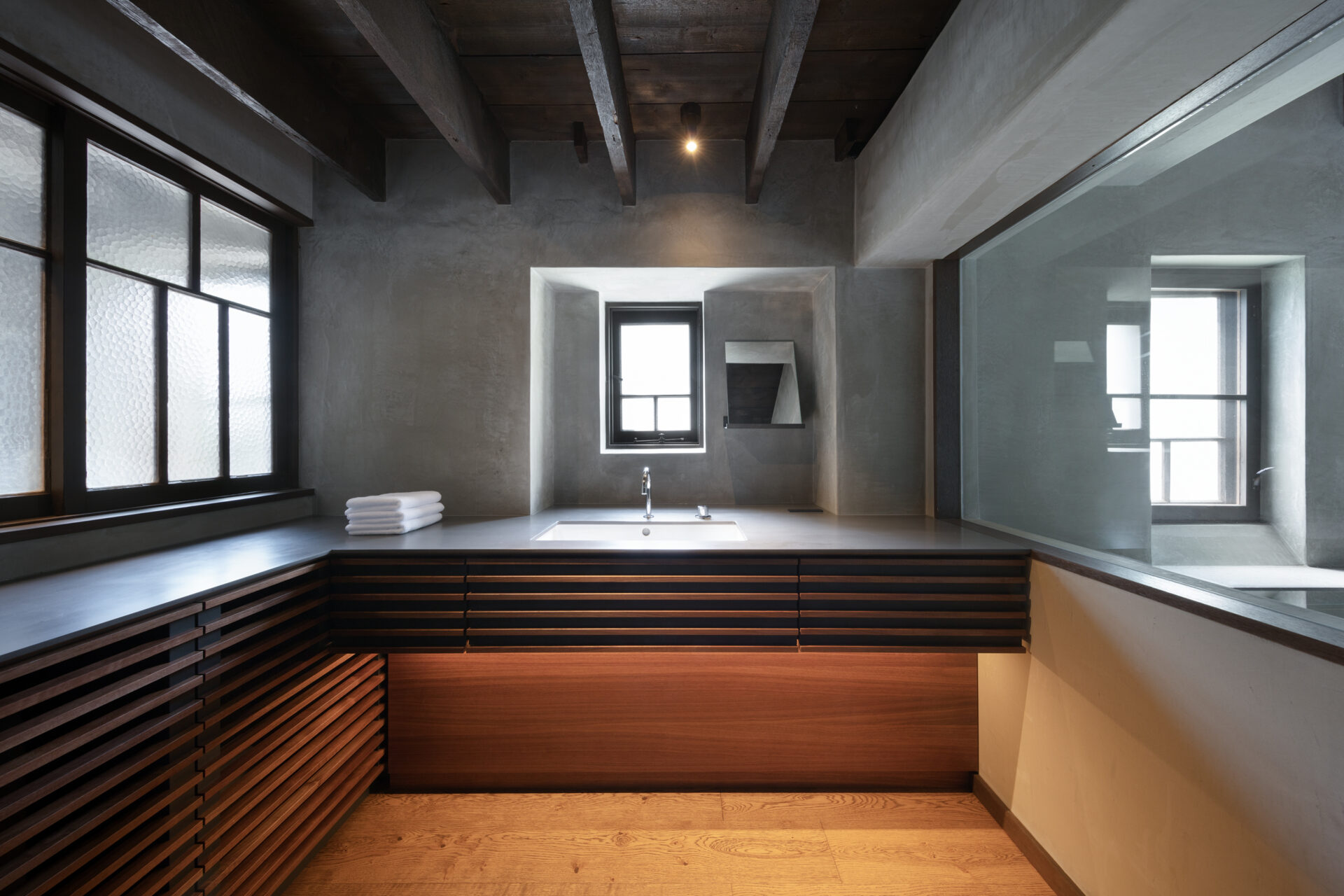 HAYAMA KACHI TEI 葉山加地邸