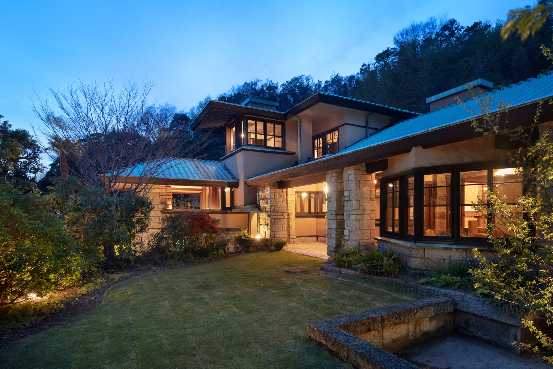 HAYAMA KACHI TEI 葉山加地邸