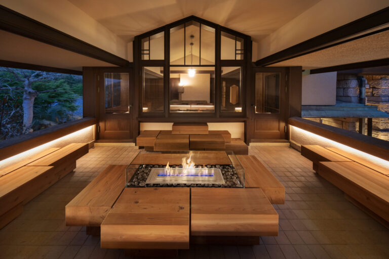 HAYAMA KACHI TEI 葉山加地邸