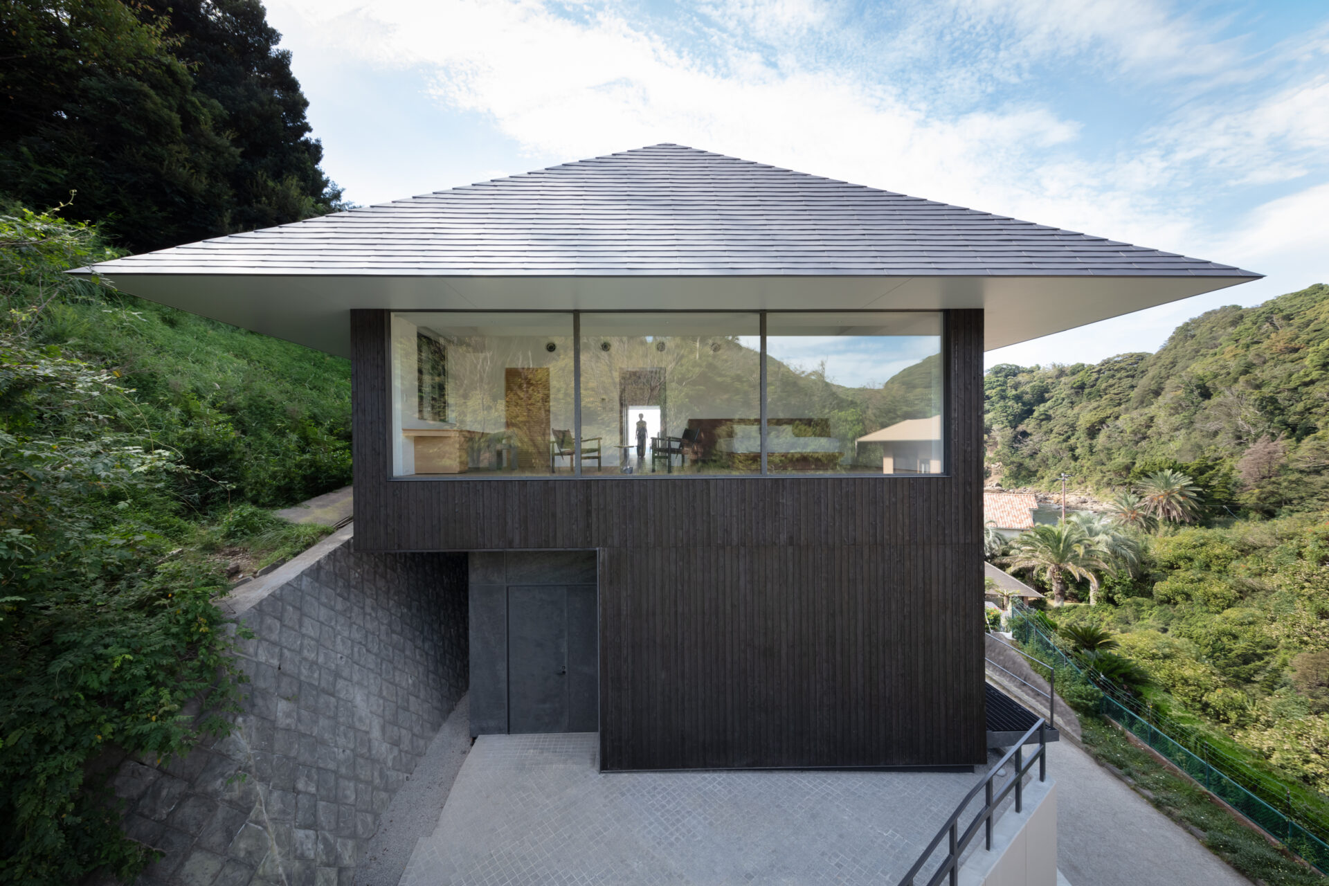 INSPIRATION TRAIL -山のアトリエ／海のヴィラ-