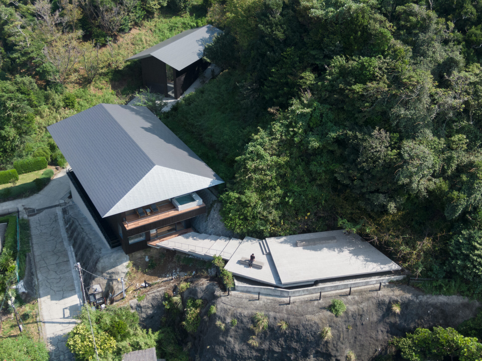 INSPIRATION TRAIL -山のアトリエ／海のヴィラ-