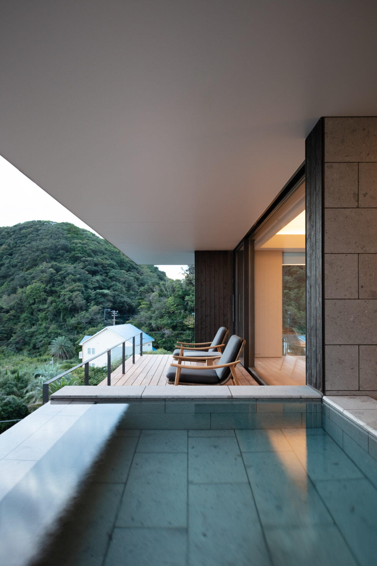 INSPIRATION TRAIL -山のアトリエ／海のヴィラ-