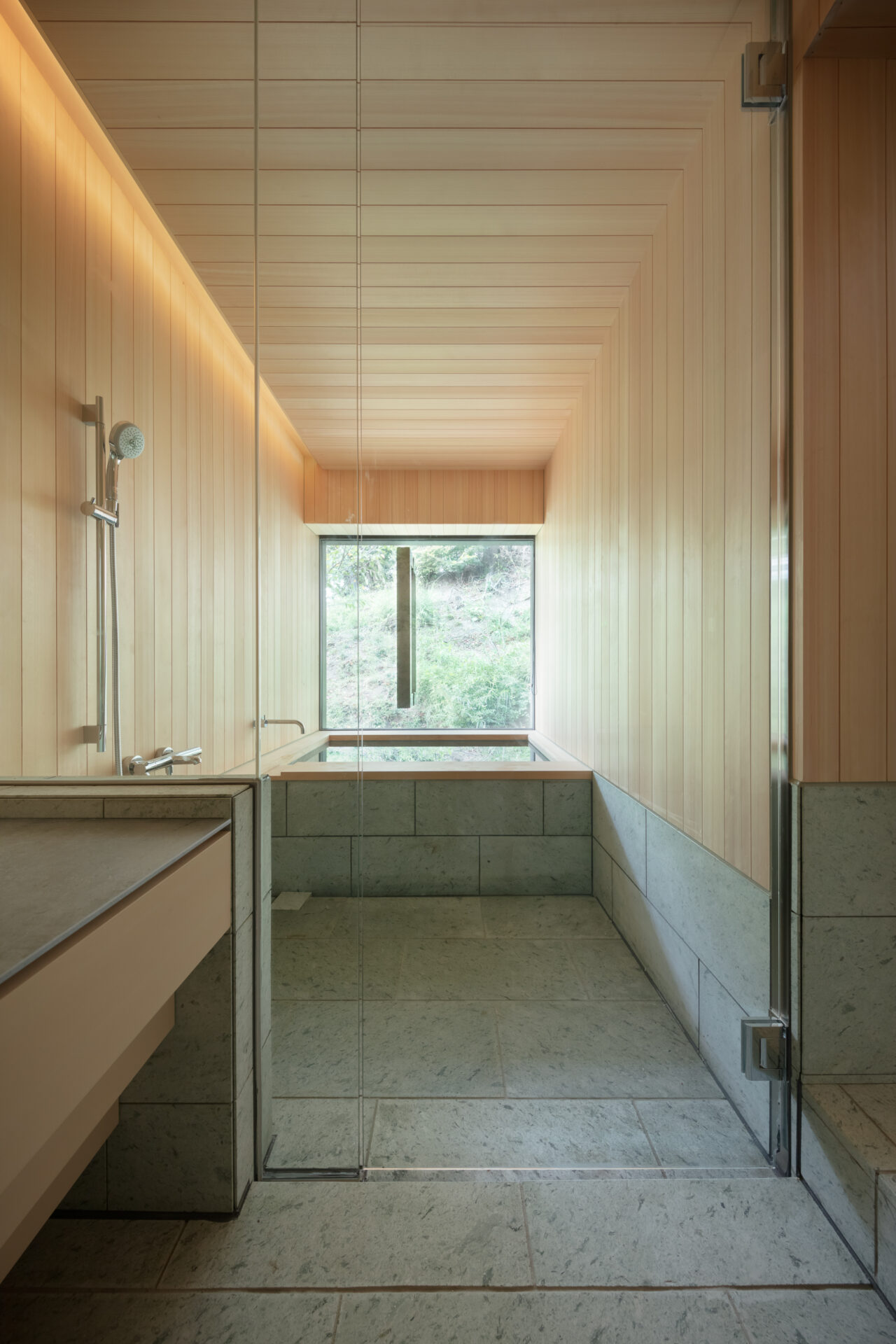 INSPIRATION TRAIL -山のアトリエ／海のヴィラ-