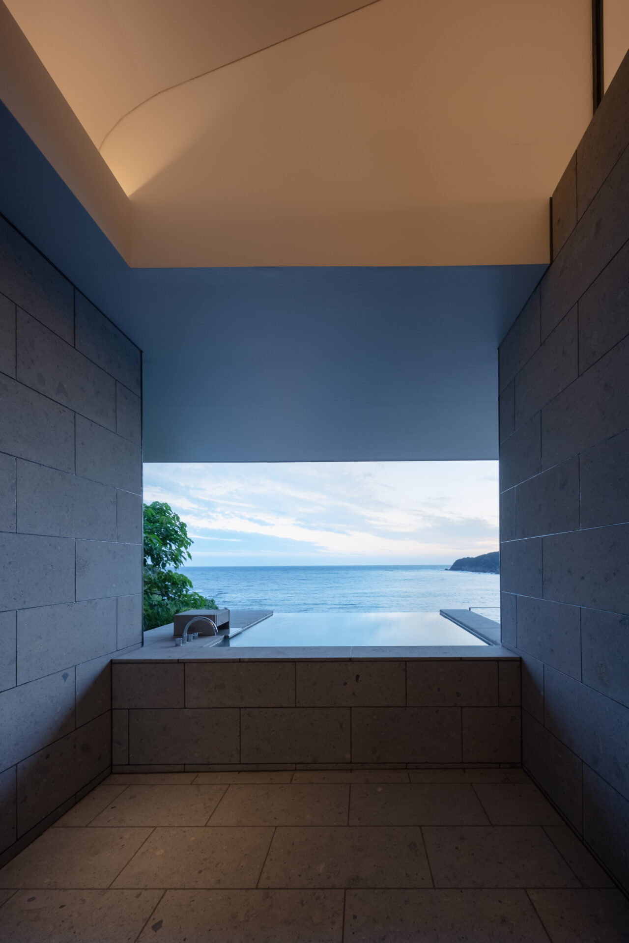 INSPIRATION TRAIL -山のアトリエ／海のヴィラ-