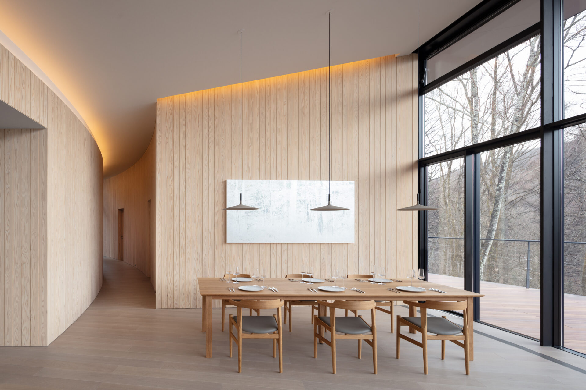 THE CONE 軽井沢の逆円錐