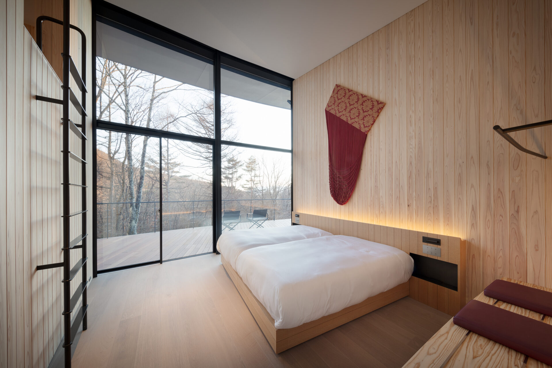 THE CONE 軽井沢の逆円錐