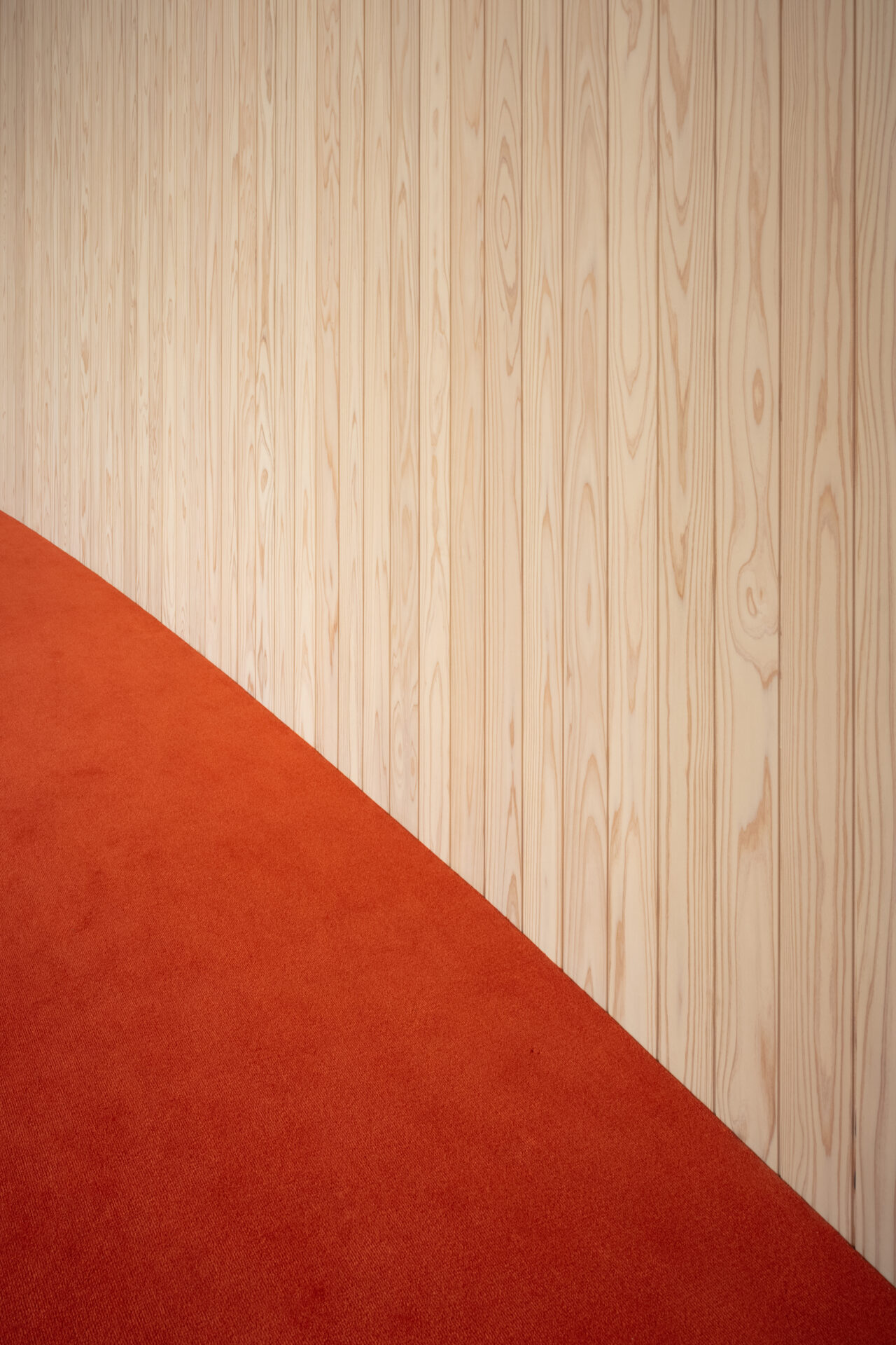 THE CONE 軽井沢の逆円錐