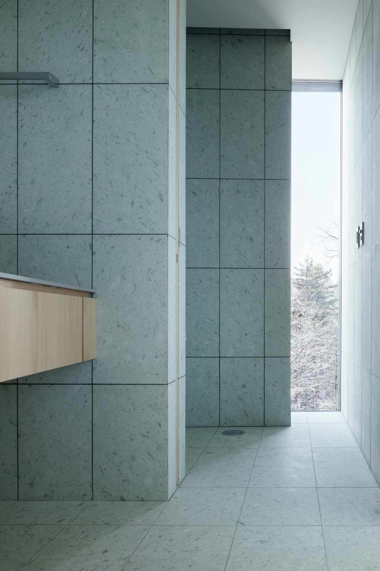 THE CONE 軽井沢の逆円錐