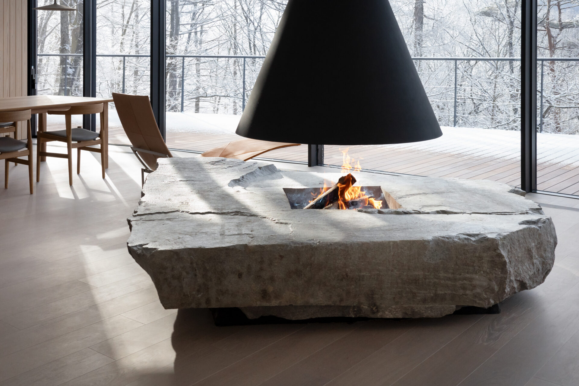 THE CONE 軽井沢の逆円錐