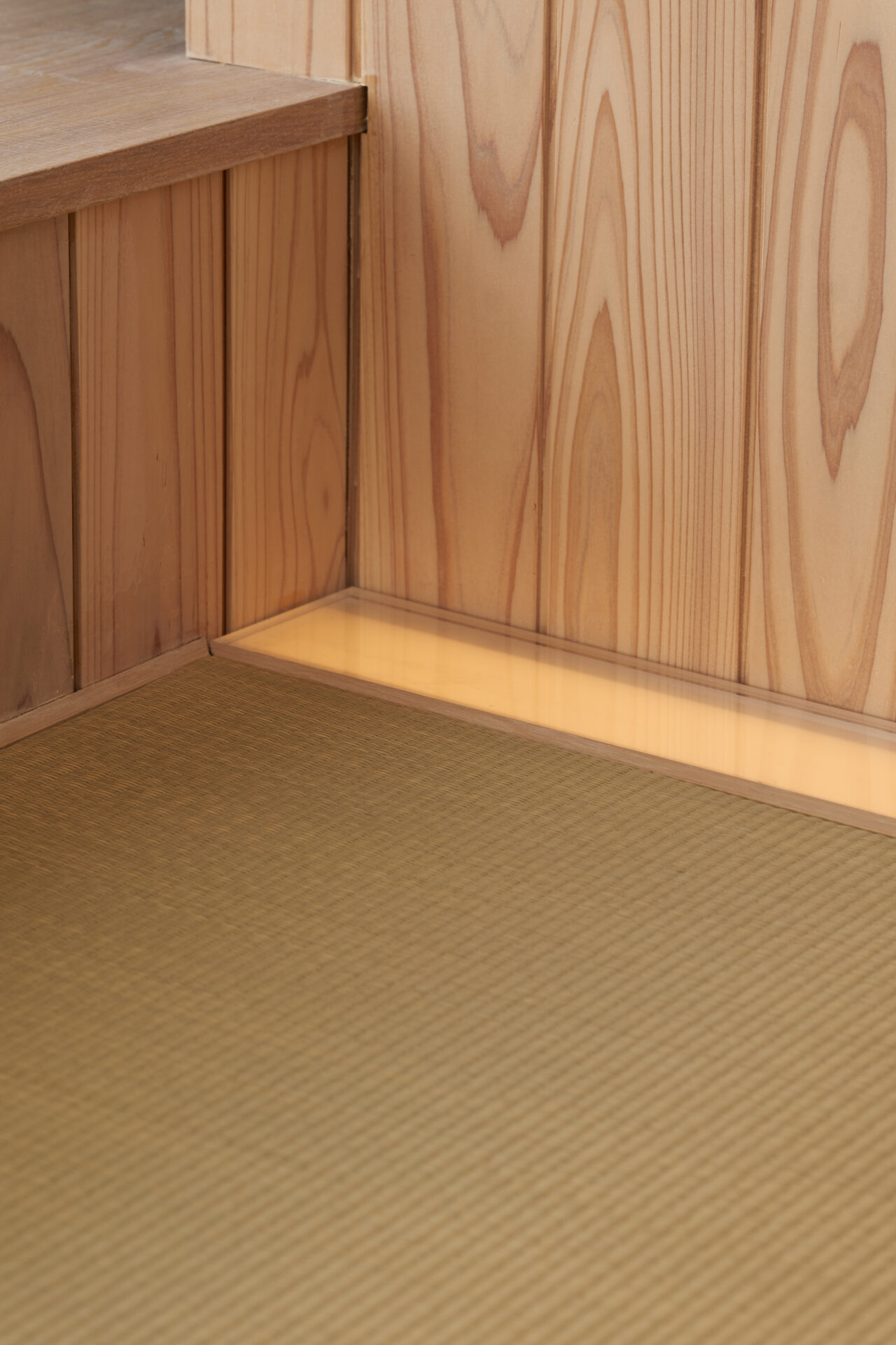 THE CONE 軽井沢の逆円錐